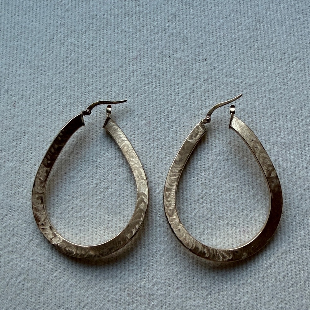 Gold 14kt Teardrop Hoop Earrings - Made in Italy - Picture 5 of 6